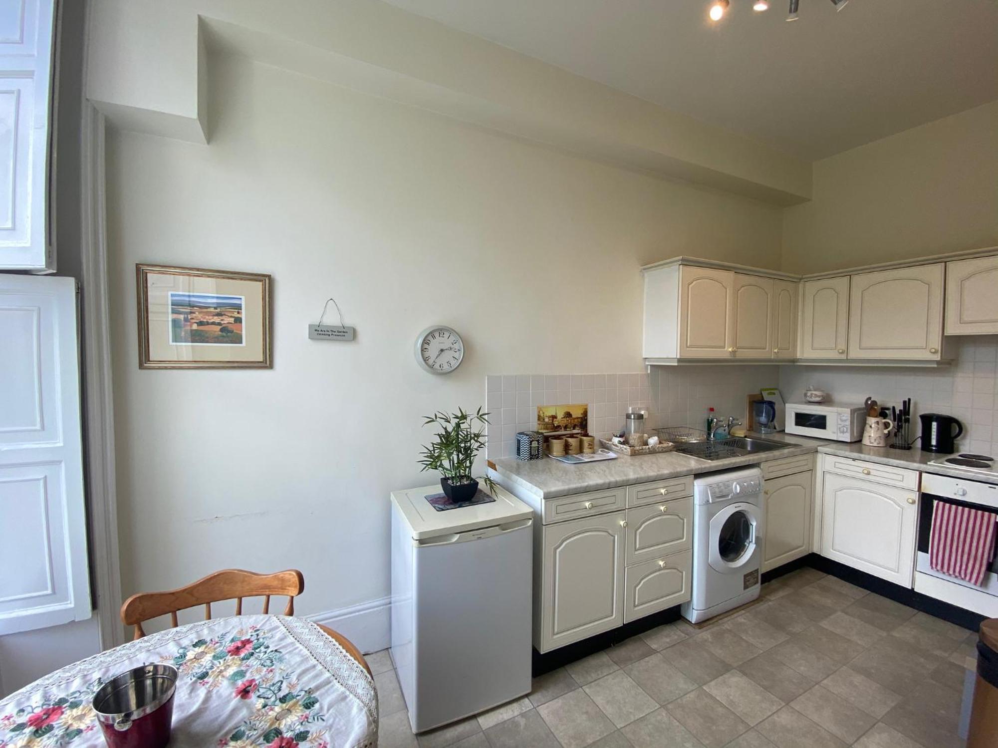 Grosvenor Apartments In Bath - Great For Families, Groups, Couples, 80 Sq M, Parking Eksteriør billede