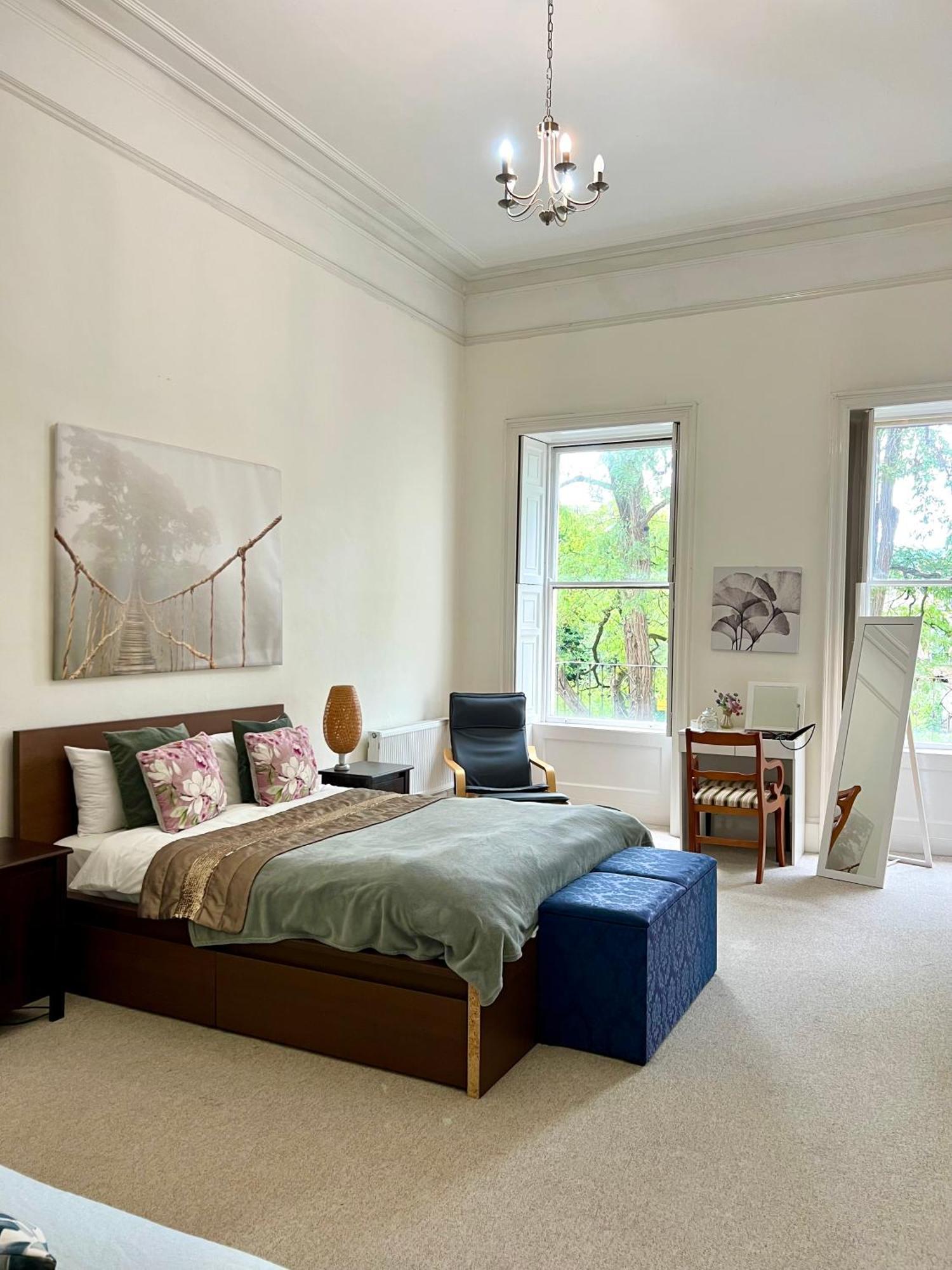 Grosvenor Apartments In Bath - Great For Families, Groups, Couples, 80 Sq M, Parking Eksteriør billede